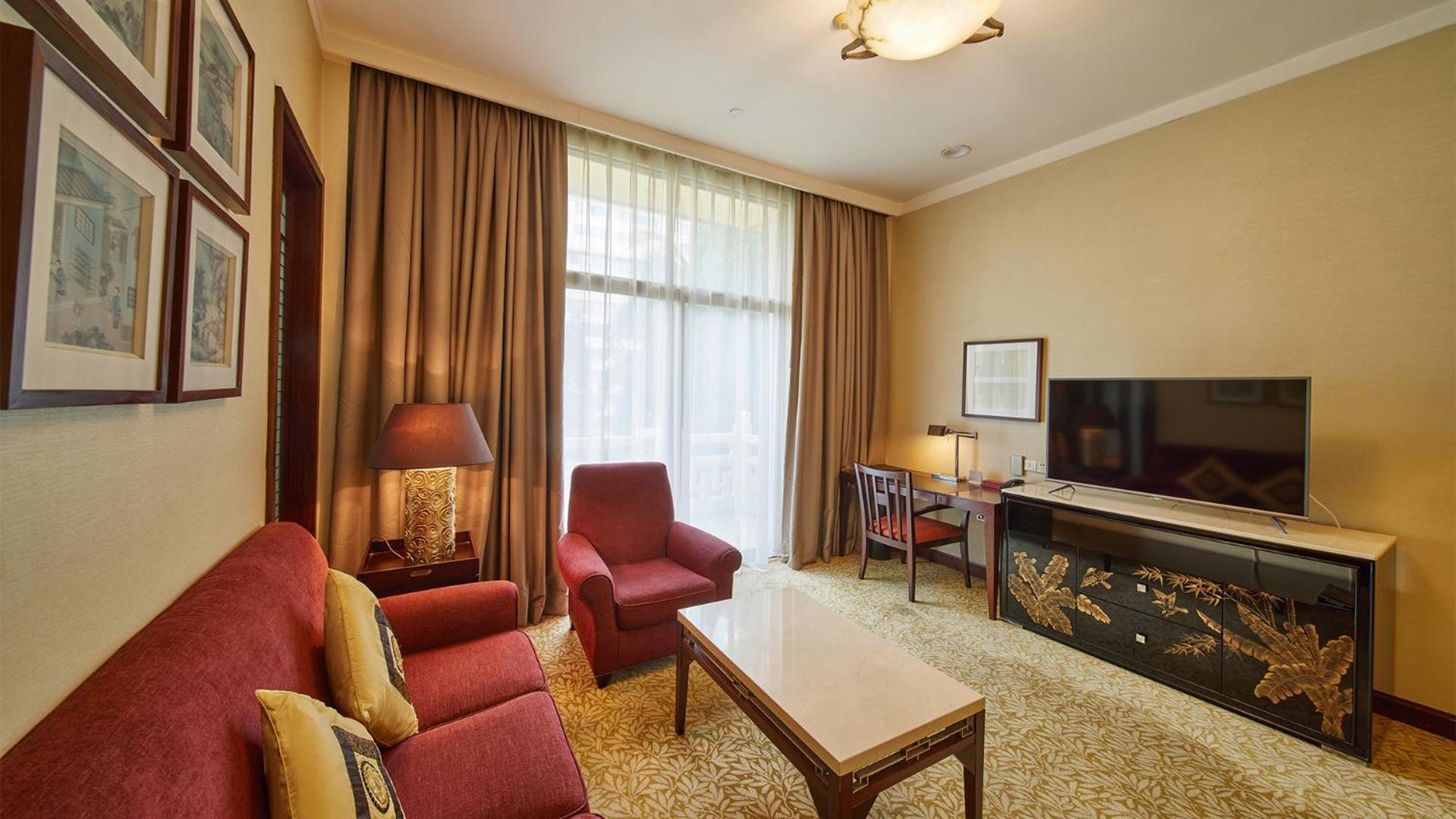 Dong Fang Hotel Guangzhou Exterior photo