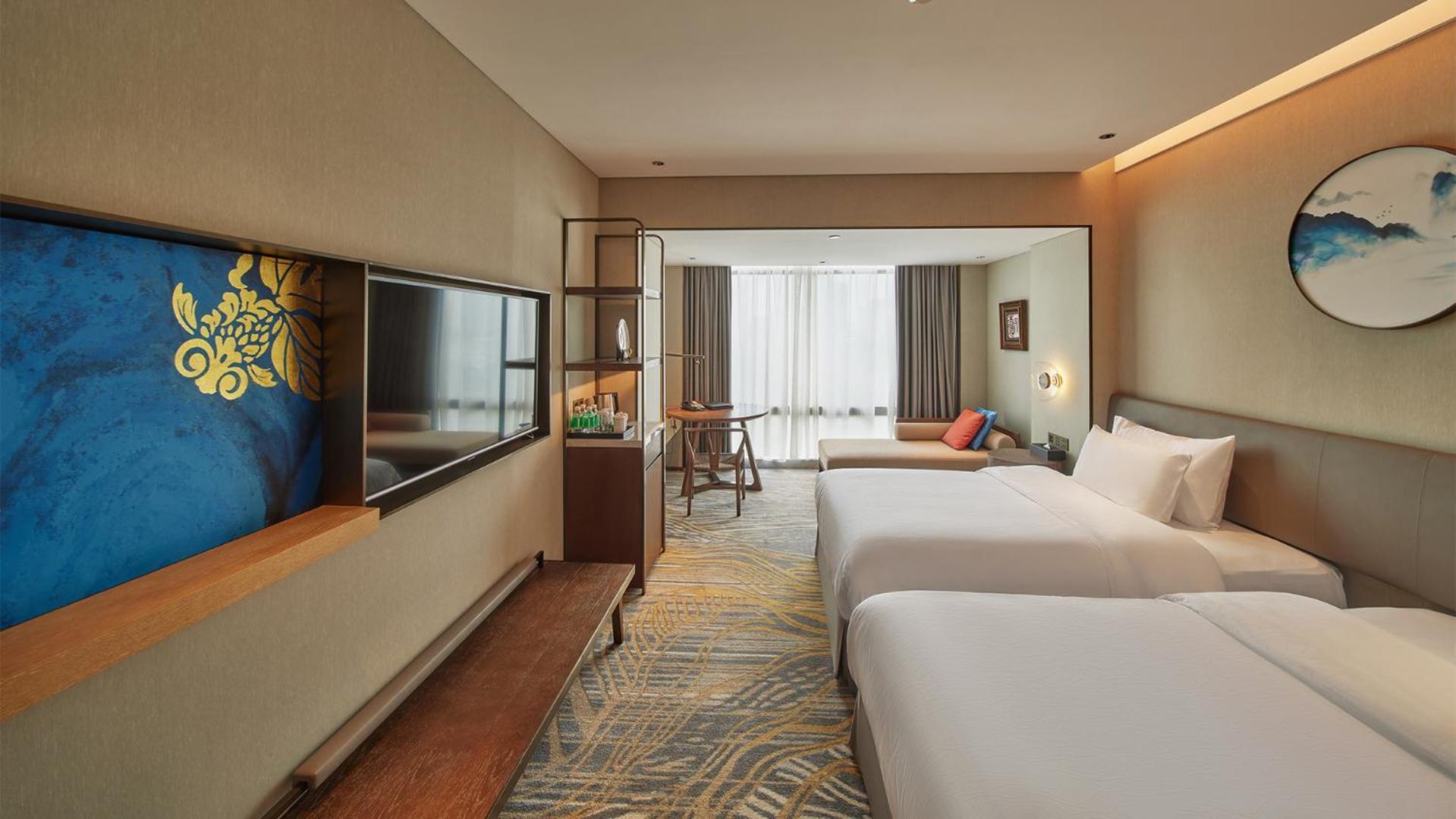 Dong Fang Hotel Guangzhou Exterior photo
